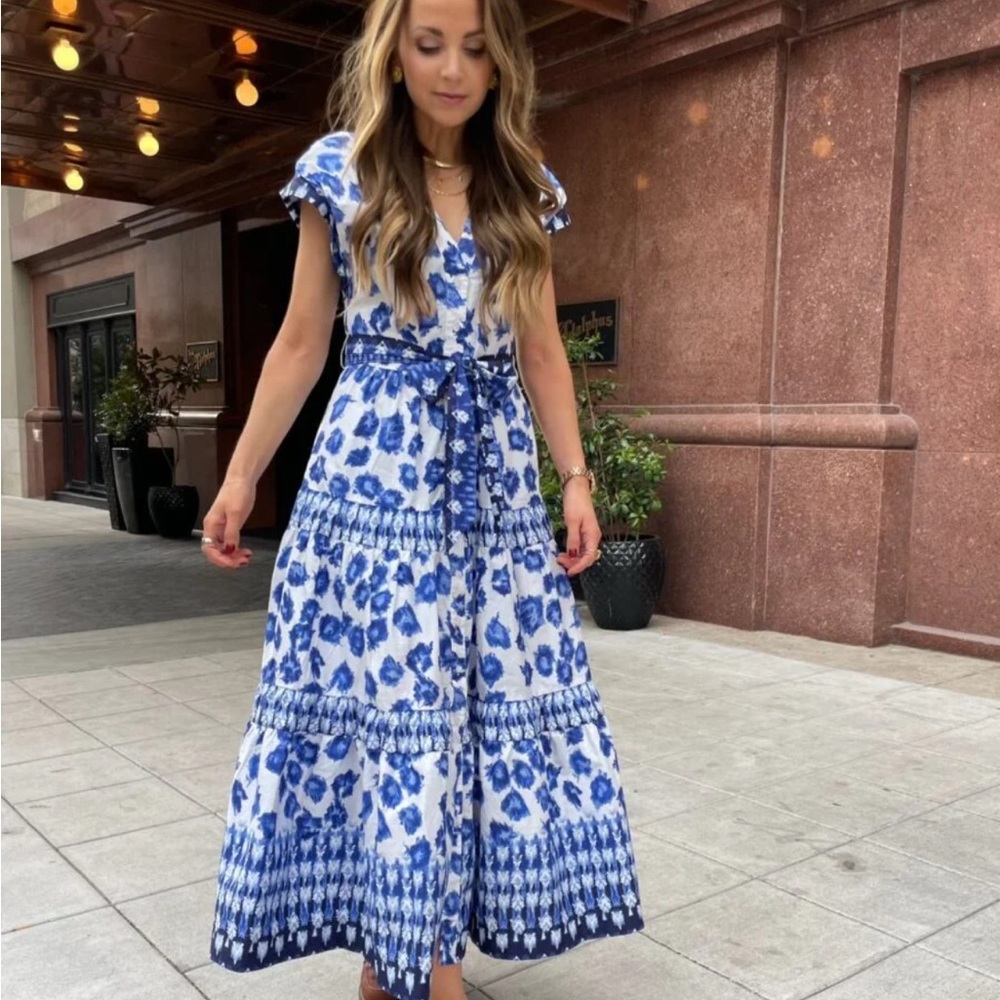 Abercrombie & Fitch Blue and White Floral Tie-Waist Maxi Dress XXS